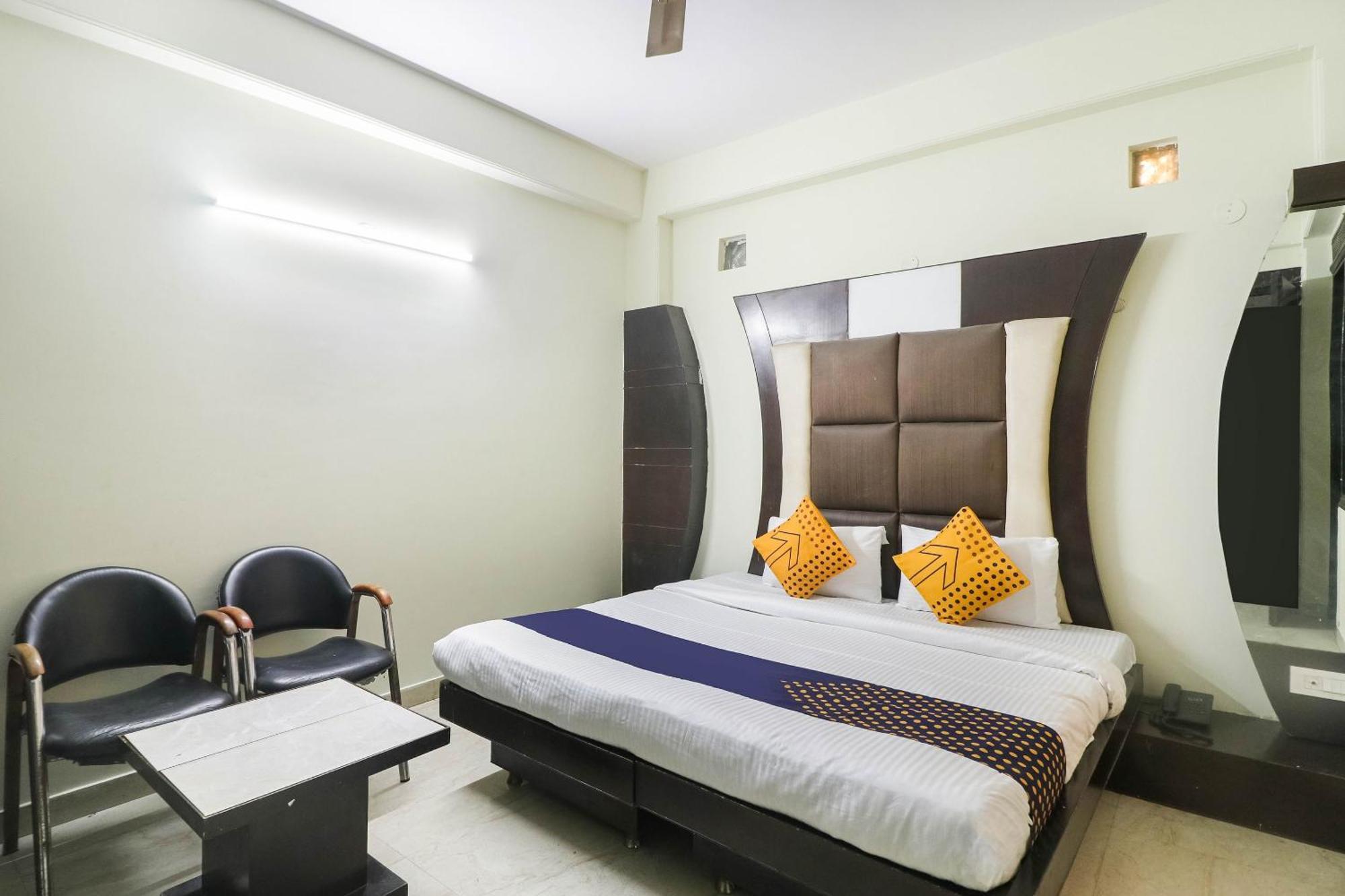 Spot On Hotel Grace Near Star Mall Gurgaon Extérieur photo